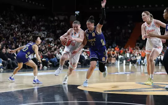 Fenerbahçe Kadın Basketbol'da Mersin'i Yendi