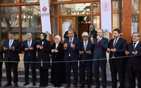 Kahramanmaraş'ta restorasyonu tamamlanan 5 cami daha ibadete açıldı