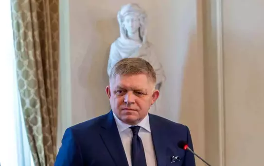 Fico'dan Zelenskiy'e Petrol Tehdidi