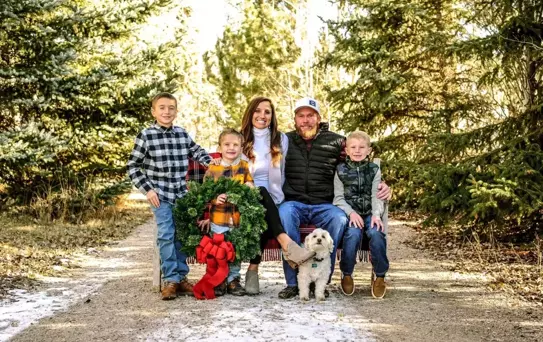 Çocuklar için yas kitabı yazan kadın, eşini öldürmekle yargılanıyor