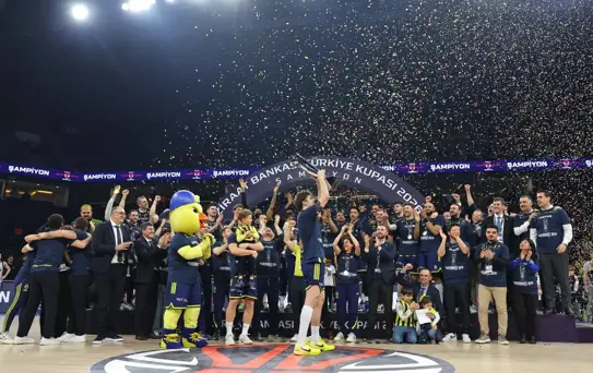 Fenerbahçe Beko Türkiye Kupası'nı Kazandı
