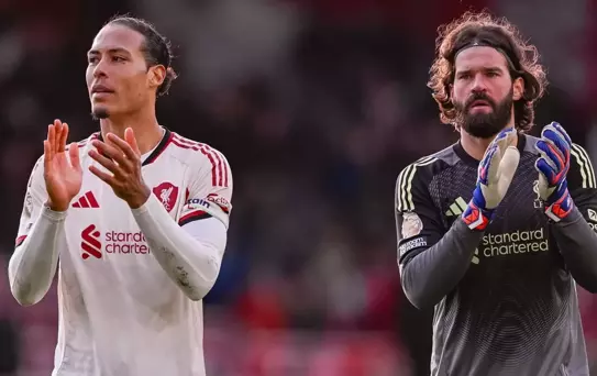 Fenerbahçe'nin rakibi Nottingham, Liverpool karşısında son saniyelerde yıkıldı