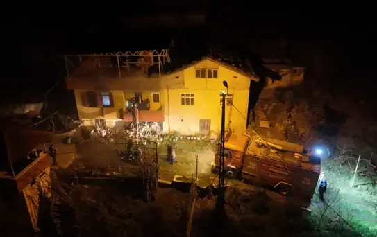 Trabzon'da İki Mahallede Yangın