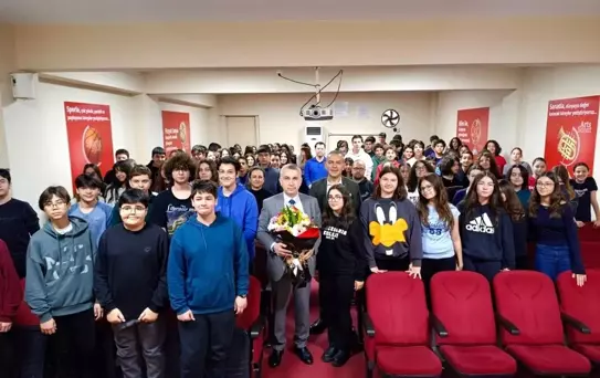 Kaymakam Abay, Öğrencilerle Kariyer Günleri'nde Buluştu