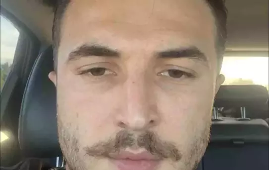 Ağabeyini öldürüp kaçtı, arkadaşına ait evde ipe asılı bulundu