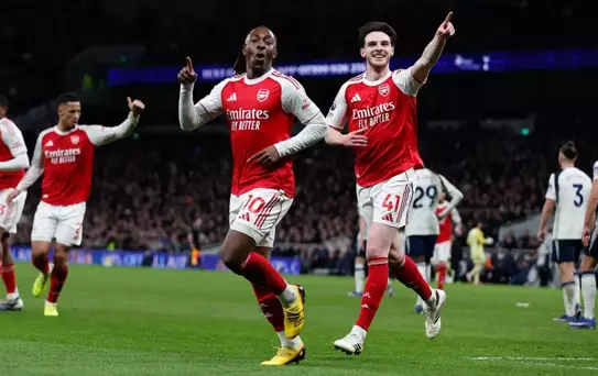 Kuzey Londra derbisinde Arsenal, Tottenham'a fark attı