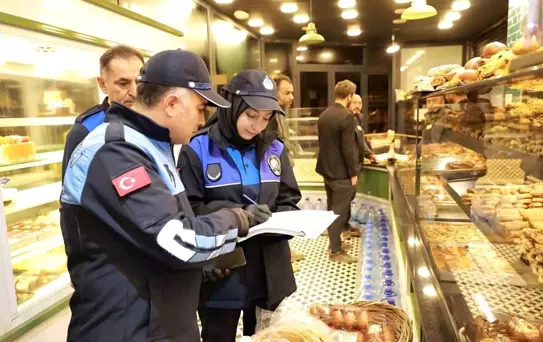 Sultanbeyli'de fırınlara Ramazan denetimi: Eksik tespit edilen işletmelere ceza yağdı