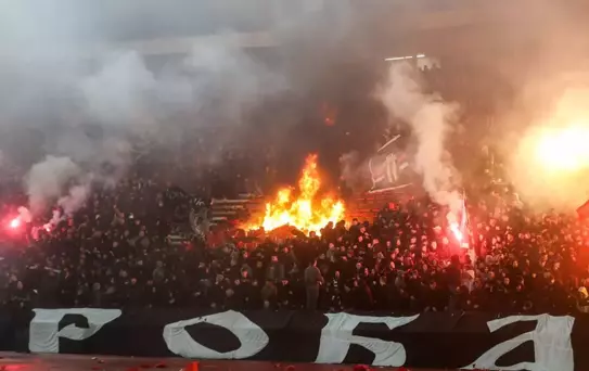 Olaylı derbide ortalık savaş alanına döndü! İşte kazanan 