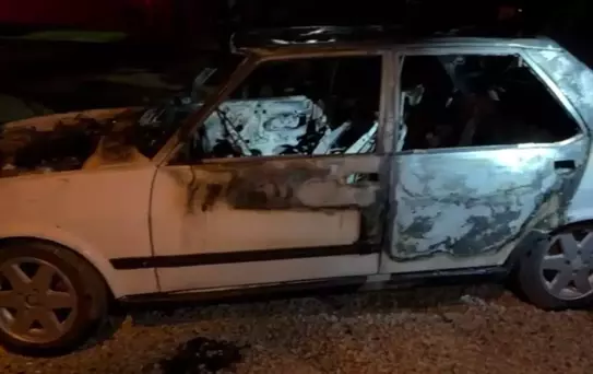 Malatya'da Park Halindeki Araç Alev Aldı