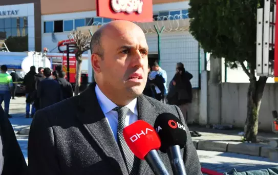 Akhisar'daki Fabrika Yangını Kontrol Altında