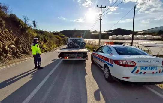 Alanya'da Genç Motosiklet Sürücülerine Ceza