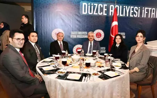 Düzce Adliyesi'nde geleneksel iftar buluşması