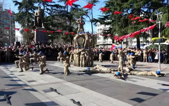 Jandarmadan nefes kesen hareketler