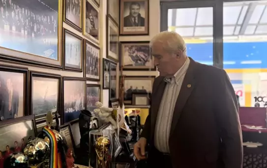 Ahmet Ayık'a Onur Ödülü