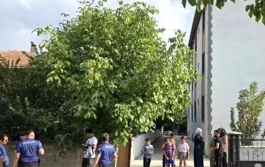 Engelli Kadın Apartmandan Düştü, Hayatını Kaybetti