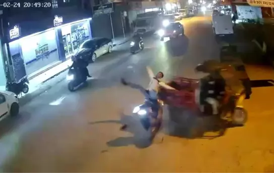 Adana'da motosiklet kazası: 1 yaralı