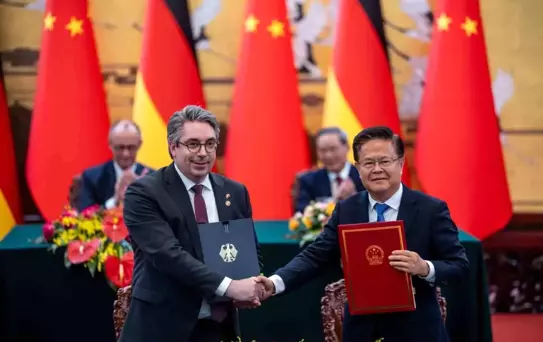 Almanya Başbakanı Merz, Çin'de Görüşmelerde Bulundu