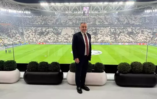 Bakan Bak, Galatasaray'ın Juventus Maçını İzledi