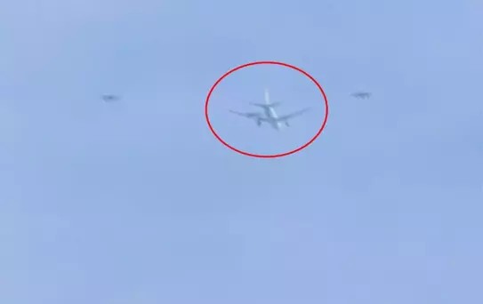 Korkulan oluyor! Hayalet uçaklar bakın hangi ülkede görüntülendi