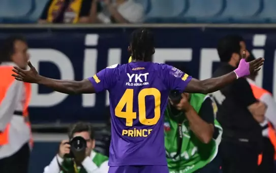 Şampiyonluğun baş kahramanlarındandı, Süper Lig'e veda etti