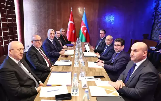 Bolat ve Cabbarov'dan Ticaret Görüşmesi