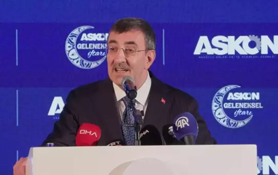 Cevdet Yılmaz: Liderlik fırtınalı dönemlerde daha önemlidir