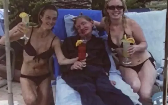 Fotoğraf dünyayı şaşkına çevirdi! Aileden jet açıklama geldi