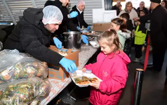 Osmangazi'de gönülleri buluşturan iftar programı