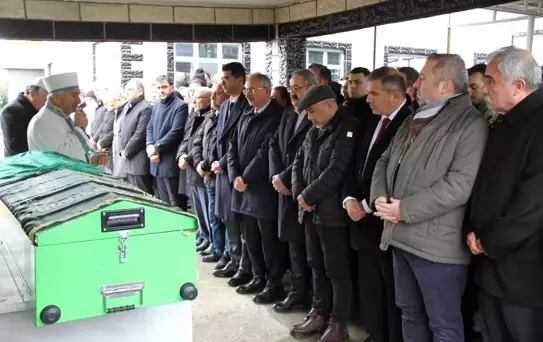 2 kez yendiği kansere yenik düşen milli sporcu toprağa verildi