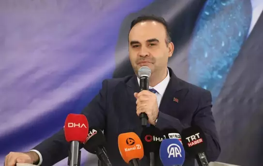 Bakan Kacır: Tam bağımsız Türkiye yolculuğumuza devam ediyoruz