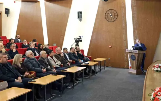 Başkan Yalçın'dan meclis üyelerine icraat sunumu