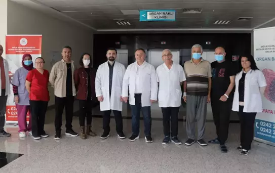 Sevgililer Günü'nde Eşinden Böbrek Nakli