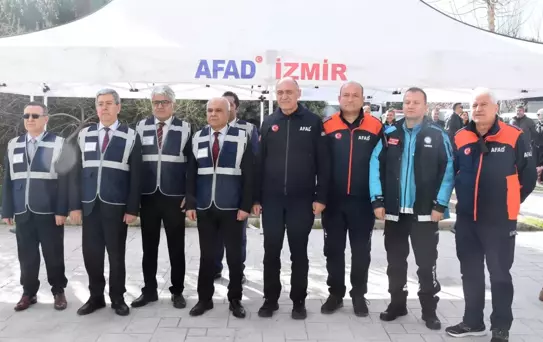 İzmir'de Bomba İhbar Tatbikatı Başarıyla Gerçekleştirildi