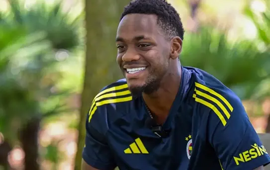 Fenerbahçe'den kovulan Jhon Duran'ın ilk maçında yaptıkları olay oldu