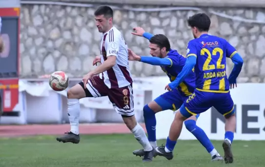 İnegölspor, Bucaspor'u 4-0 Mağlup Etti