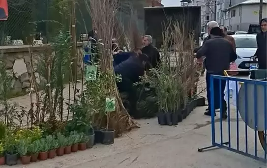 İnegöl'de Zabıta Memuruna Bıçaklı Saldırı