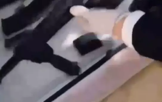 İzmir'de Silah ve Uyuşturucu Operasyonu