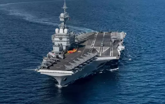 ABD'nin ardından Fransa da Doğu Akdeniz'e uçak gemisi gönderdi