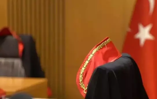 Bakan Gürlek duyurdu! Cumhuriyet savcısı kalp krizi nedeniyle hayatını kaybetti