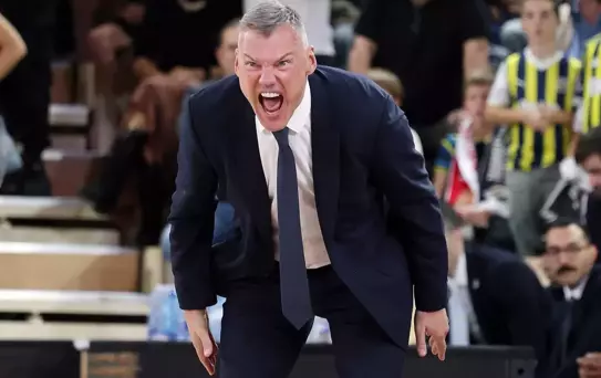 Fenerbahçe'den açıklama: Takımımızdan 4 kişi Dubai ve Abu Dabi'de mahsur kaldı