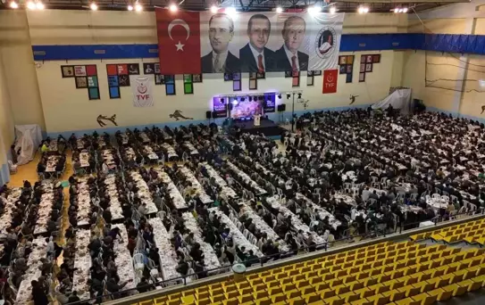 Spor salonunda 2 bin kişi iftar sofrasında buluştu