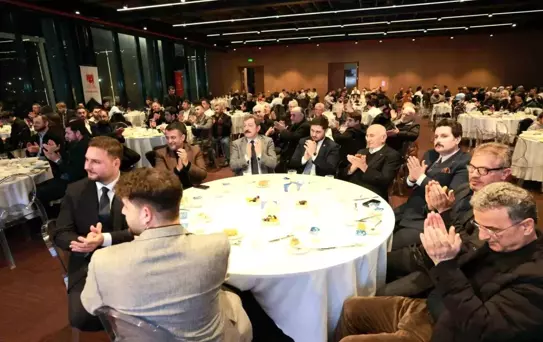 Vali Tavlı'dan iftar programında anlamlı mesaj: 'Nice Kızılelmalarla buluşmak dileğiyle'