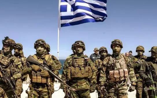 Yunanistan, Fransa'nın 'nükleer şemsiyesi' altına girmeye hazırlanıyor