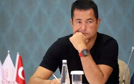 Acun Ilıcalı dün gece aldığı haberle yıkıldı