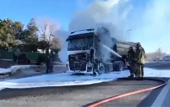 Polatlı'da Hafriyat Kamyonunda Yangın
