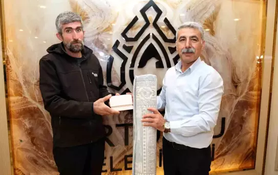 Artuklu Belediyesinden özverili temizlik işçilerine anlamlı ödül