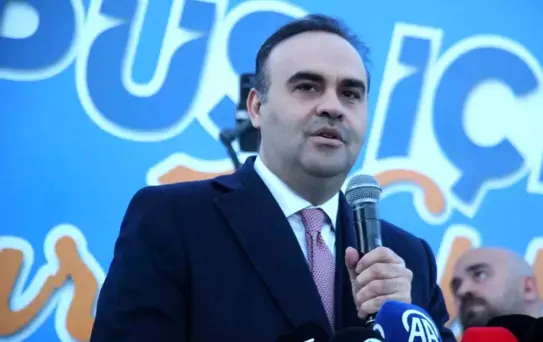 Bakan Kacır, Kocaeli'de üniversite öğrencileriyle iftarda buluştu