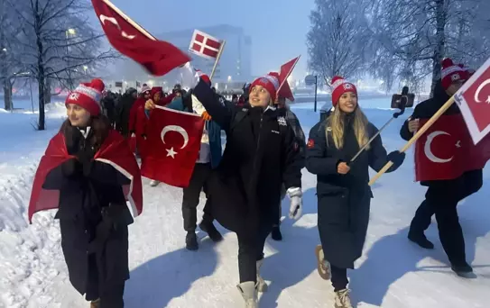 Bengisu Avcı, Buz Yüzmede Dünya Rekoru Kırdı