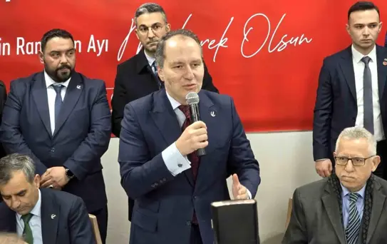 Fatih Erbakan Yozgat'ta vatandaşlarla iftar sofrasında buluştu