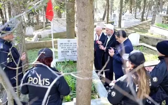 Kırklareli'nde şehit polis İbrahim Çınar kabri başında anıldı